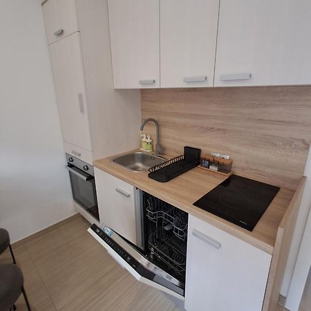 Apartmani Tropical Vodice Bagian luar foto