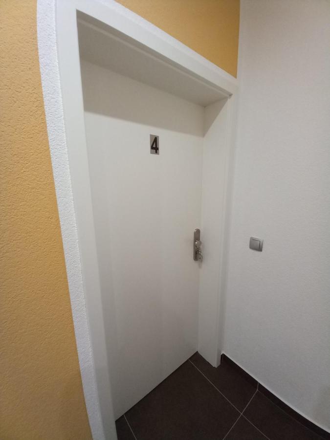Apartmani Tropical Vodice Bagian luar foto
