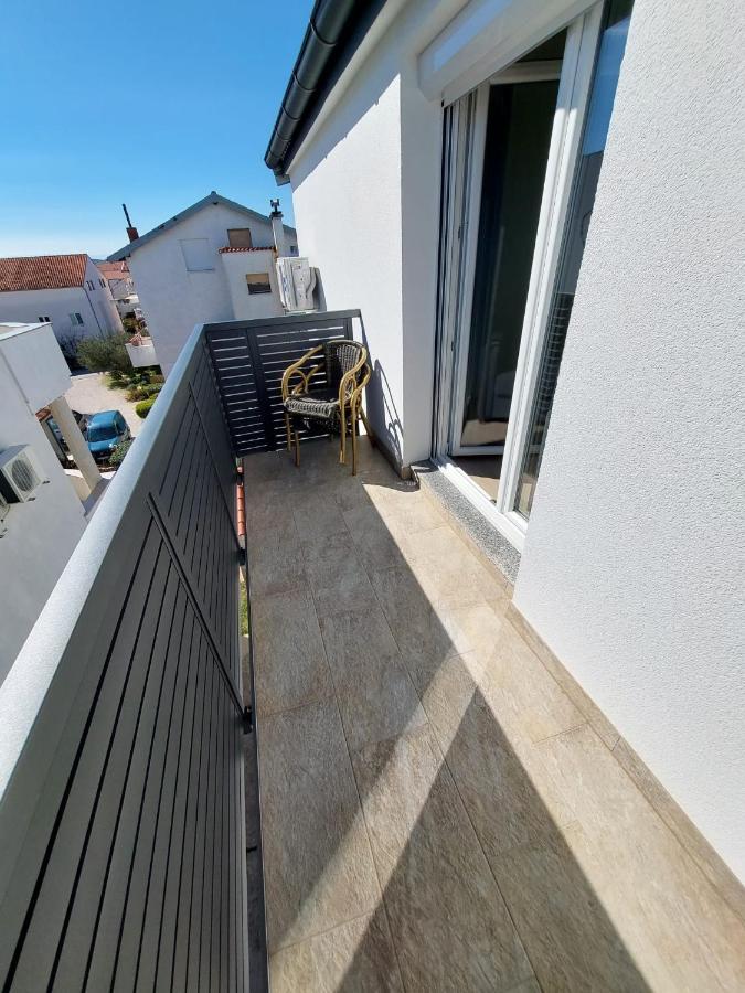 Apartmani Tropical Vodice Bagian luar foto