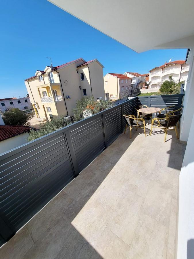 Apartmani Tropical Vodice Bagian luar foto