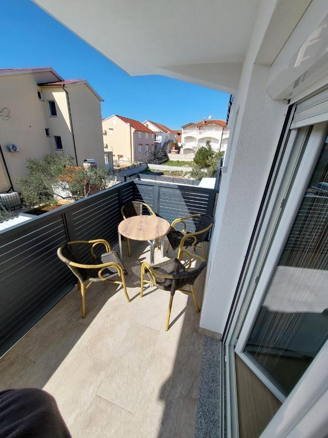 Apartmani Tropical Vodice Bagian luar foto