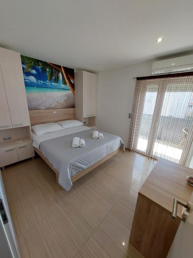 Apartmani Tropical Vodice Bagian luar foto