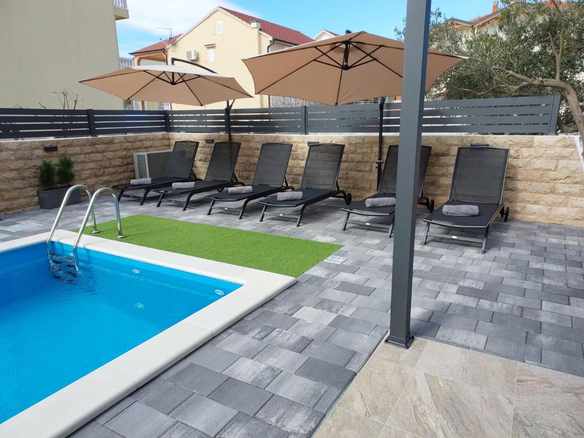 Apartmani Tropical Vodice Bagian luar foto