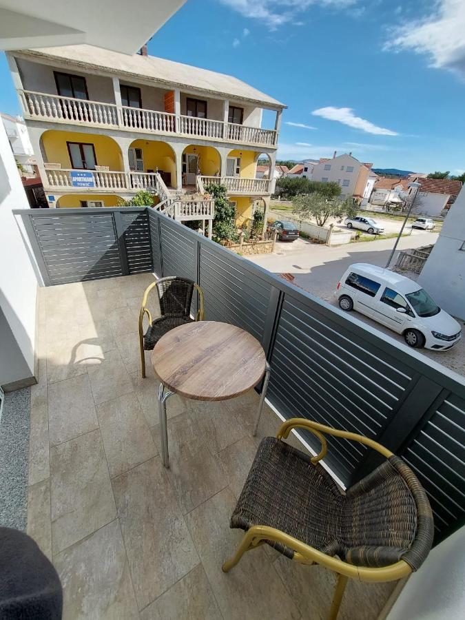 Apartmani Tropical Vodice Bagian luar foto