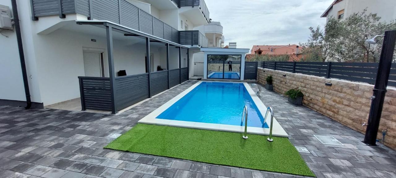 Apartmani Tropical Vodice Bagian luar foto