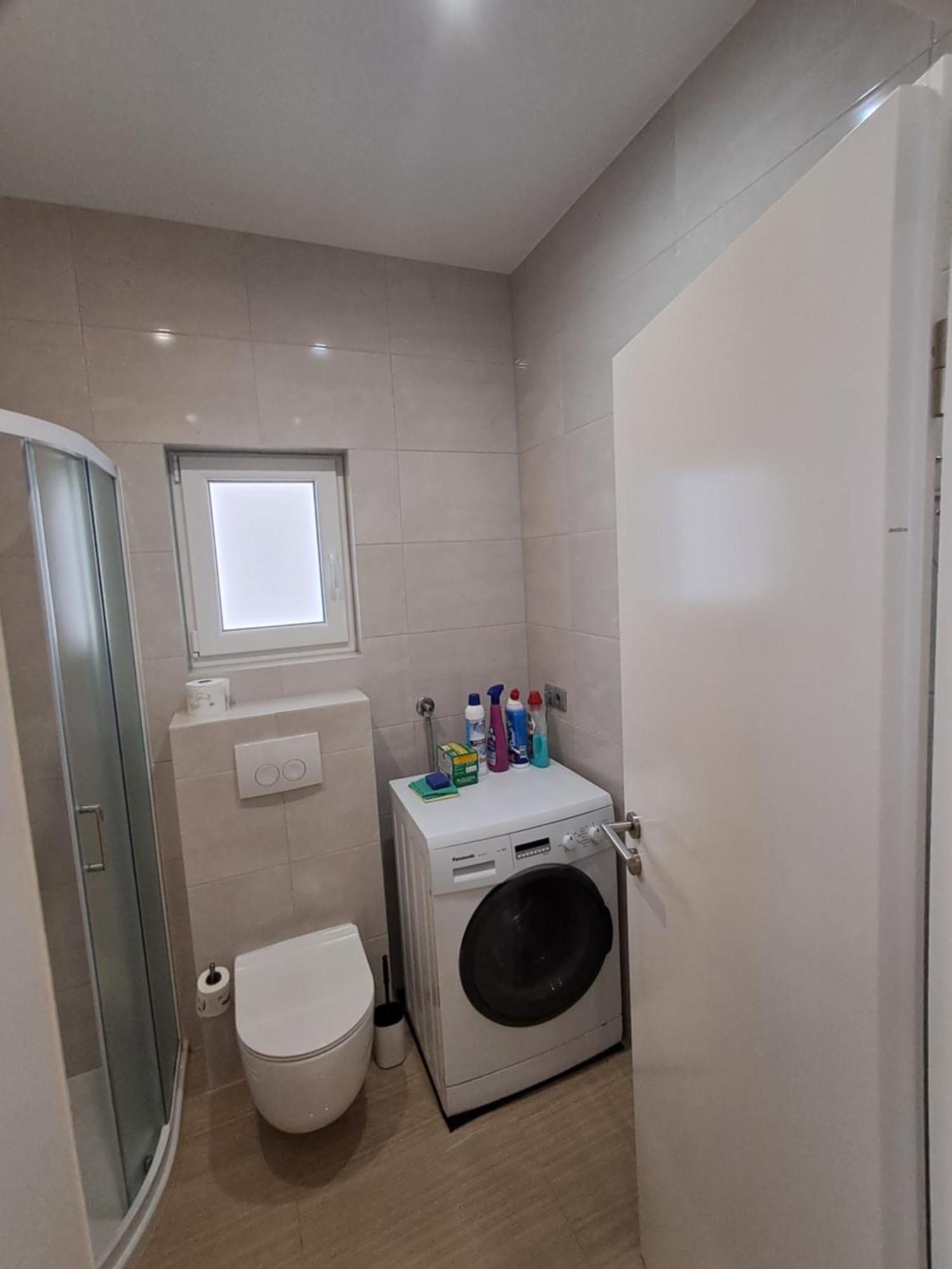 Apartmani Tropical Vodice Bagian luar foto