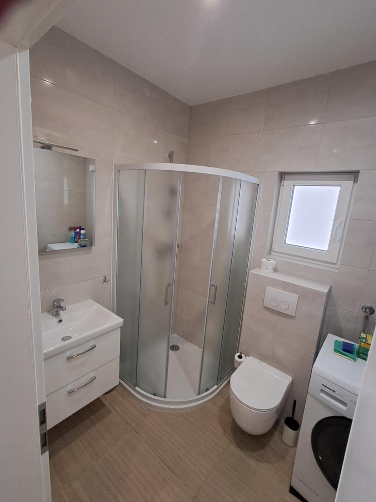 Apartmani Tropical Vodice Bagian luar foto